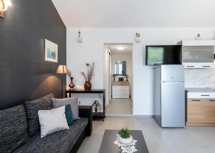 2 Bedroom Gorgeous In * Smokvica (Korcula)