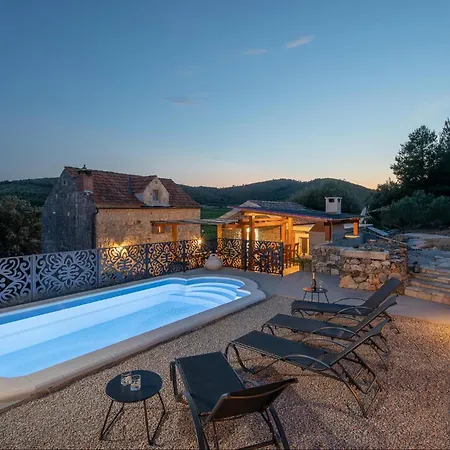 Casa vacanze Beautiful In With Wifi