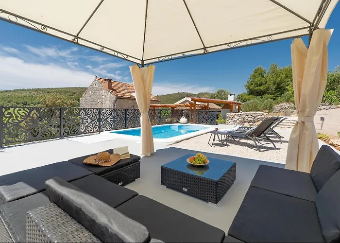 2 Bedroom Gorgeous In