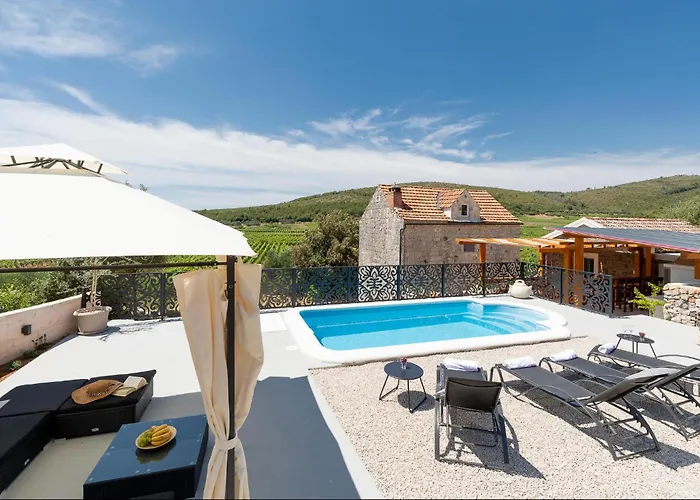 2 Bedroom Gorgeous In * Smokvica (Korcula)