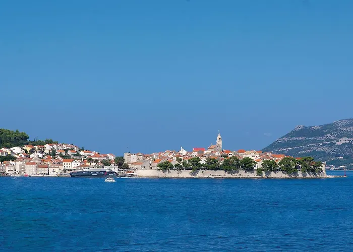 2 Bedroom Gorgeous In