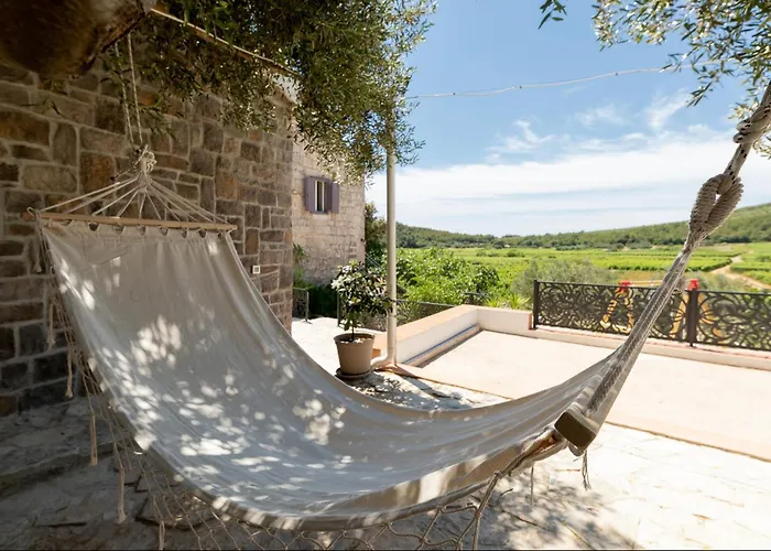 2 Bedroom Gorgeous In Smokvica (Korcula)